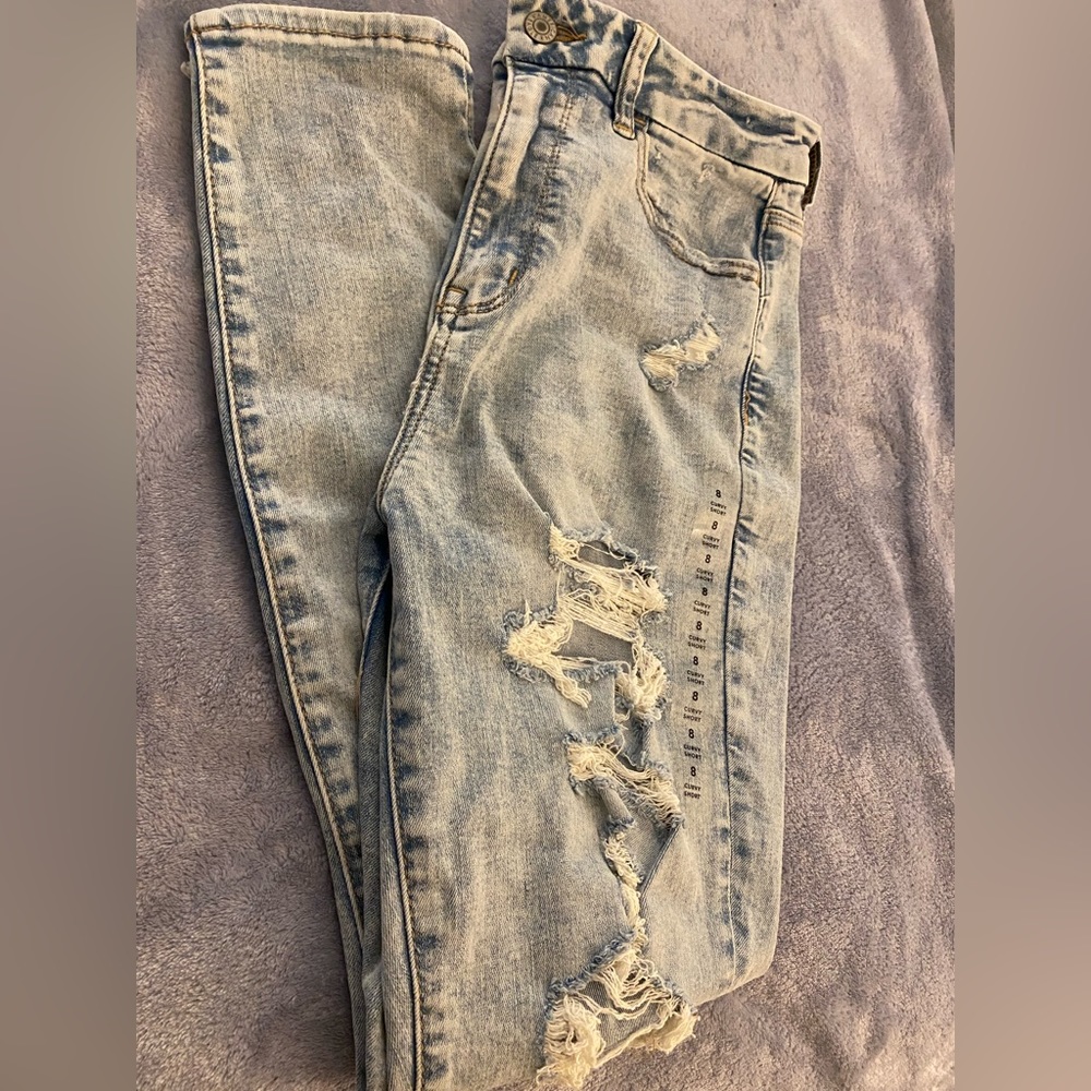 Ripped skinny jeans
